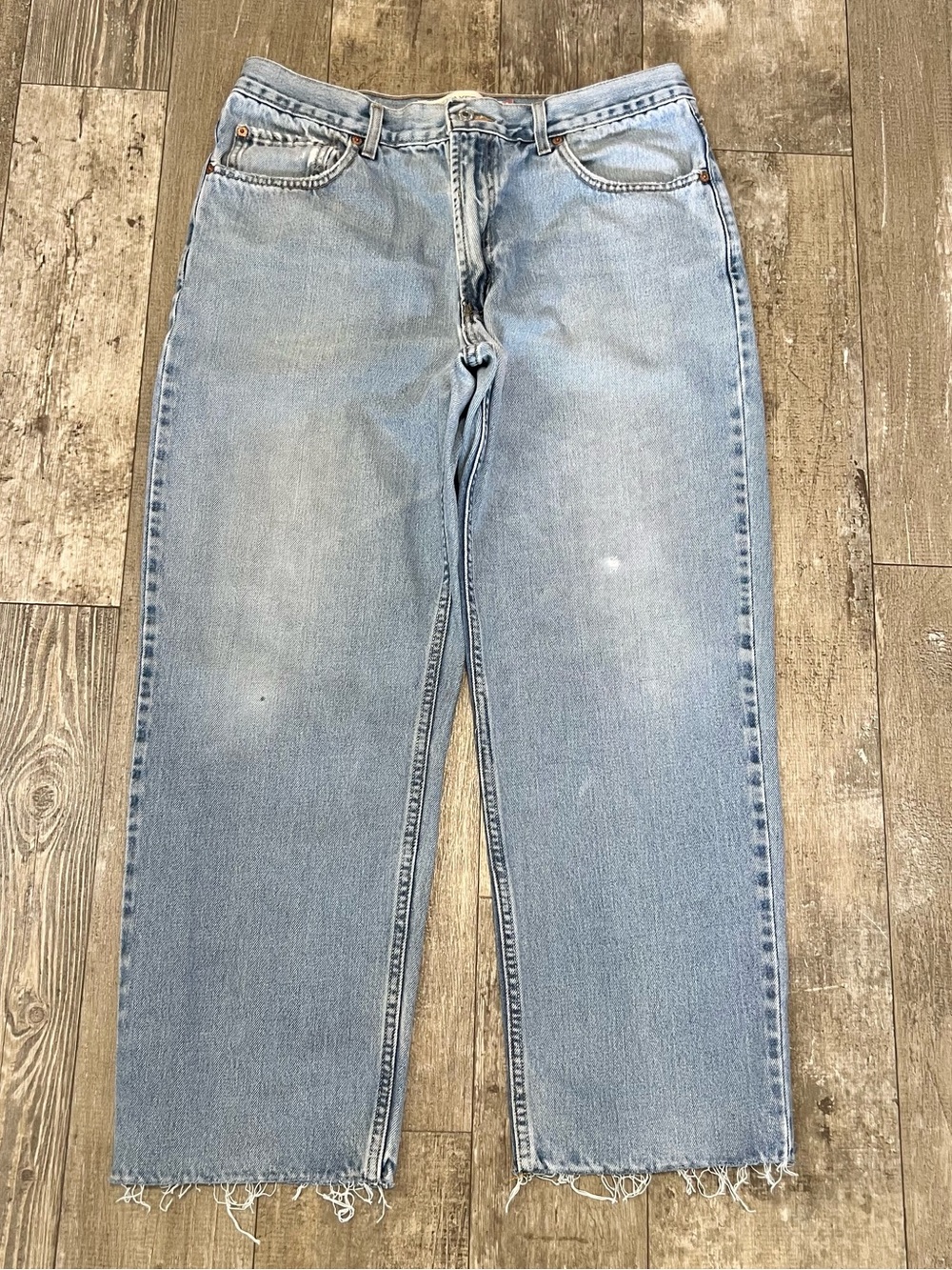 LEVI’S 550 Relaxed Fit Cropped Denim Jeans Raw Hem Y2K Distressed Reworked 33X28